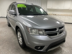 Used 2019  Dodge Journey 4d SUV FWD SE 3&period;6L at Ideal Cars Llc near Mesa&comma; AZ