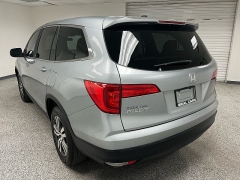 Used 2016  Honda Pilot 4d SUV FWD EX at Ideal Cars Llc near Mesa&comma; AZ