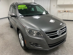 Used 2009  Volkswagen Tiguan 4d SUV SE w&sol;Leather 4Motion at Ideal Cars Llc near Mesa&comma; AZ