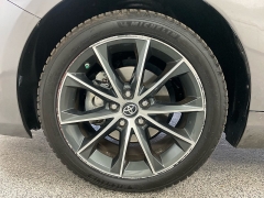 Used 2017  Toyota Camry 4d Sedan XLE at Ideal Cars Llc near Mesa&comma; AZ