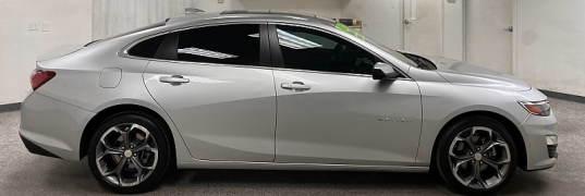 Used 2021  Chevrolet Malibu 4dr Sdn LT at Ideal Cars Llc near Mesa&comma; AZ