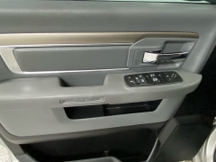 Used 2017  Ram 1500 4WD Crew Cab Big Horn at Ideal Cars Llc near Mesa&comma; AZ