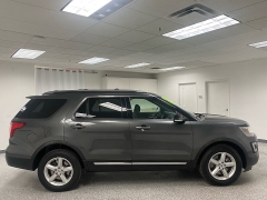 Used 2017 Ford Explorer 4d SUV 4WD XLT at Ideal Cars Llc near Mesa, AZ