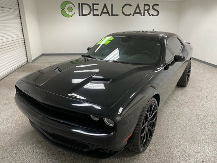 2018 Dodge Challenger SXT Plus