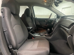 Used 2016  Chevrolet Traverse 4d SUV FWD LT w&sol;1LT at Ideal Cars Llc near Mesa&comma; AZ