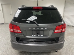 Used 2017  Dodge Journey 4d SUV FWD SE at Ideal Cars Llc near Mesa&comma; AZ
