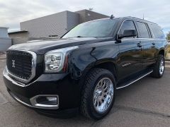  2019 GMC Yukon XL 4d SUV 4WD SLT at Ideal Cars Llc near Mesa&comma; AZ