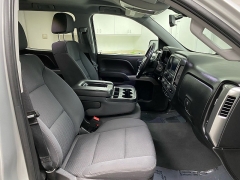 Used 2018  Chevrolet Silverado 1500 4WD Crew Cab LT at Ideal Cars Llc near Mesa&comma; AZ