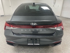 Used 2022  Hyundai Elantra SE IVT at Ideal Cars Llc near Mesa&comma; AZ