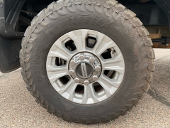 Used 2020  Ford Super Duty F-250 4WD Crew Cab XLT at Ideal Cars Llc near Mesa&comma; AZ