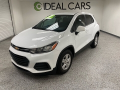 Used 2022 Chevrolet Trax FWD 4dr LS at Ideal Cars Llc near Mesa, AZ