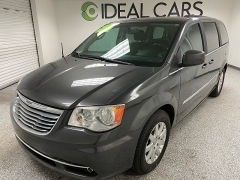 Used 2015  Chrysler Town & Country 4d Wagon Touring at Ideal Cars Llc near Mesa, AZ