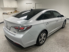 Used 2016  Hyundai Sonata Hybrid 4d Sedan Limited at Ideal Cars Llc near Mesa&comma; AZ