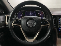 Used 2017  Jeep Grand Cherokee 4d SUV 4WD Laredo at Ideal Cars Llc near Mesa&comma; AZ