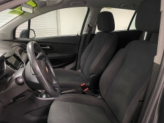 Used 2019 Chevrolet Trax 4d SUV FWD LS at Ideal Cars Llc near Mesa, AZ