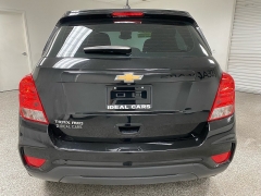 Used 2018  Chevrolet Trax 4d SUV AWD LS at Ideal Cars Llc near Mesa&comma; AZ