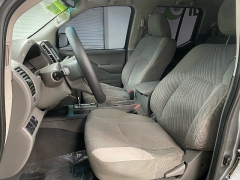 Used 2019  Nissan Frontier 2WD Crew Cab SV at Ideal Cars Llc near Mesa&comma; AZ