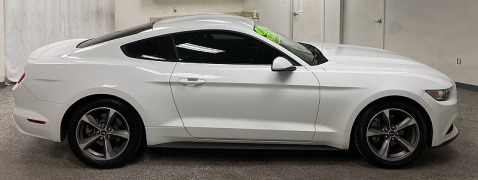 Used 2015  Ford Mustang 2d Fastback V6 at Ideal Cars Llc near Mesa&comma; AZ