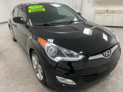 Used 2016  Hyundai Veloster 3d Coupe Auto at Ideal Cars Llc near Mesa&comma; AZ