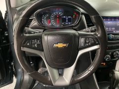 Used 2022 Chevrolet Trax AWD 4dr LT at Ideal Cars Llc near Mesa, AZ