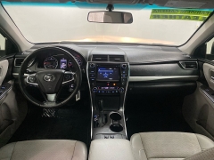 Used 2017  Toyota Camry 4d Sedan XLE at Ideal Cars Llc near Mesa&comma; AZ