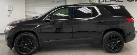 Used 2020  Chevrolet Traverse 4d SUV FWD LT Cloth w&sol;1LT at Ideal Cars Llc near Mesa&comma; AZ