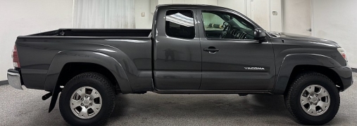 Used 2013  Toyota Tacoma 4WD Access Cab Auto at Ideal Cars Llc near Mesa&comma; AZ