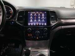 Used 2020  Jeep Grand Cherokee 4d SUV 2WD Laredo Altitude at Ideal Cars Llc near Mesa&comma; AZ