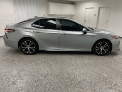 Used 2020 Toyota Camry 4d Sedan SE at Ideal Cars Llc near Mesa, AZ