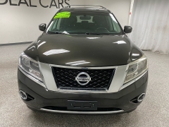 Used 2015  Nissan Pathfinder 4d SUV 4WD SV at Ideal Cars Llc near Mesa&comma; AZ