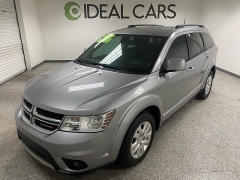  2019 Dodge Journey 4d SUV FWD SE 3&period;6L at Ideal Cars Llc near Mesa&comma; AZ