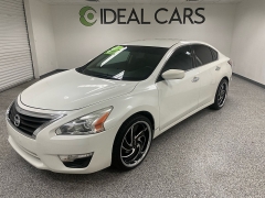 Used 2014 Nissan Altima 4d Sedan 2.5L at Ideal Cars Llc near Mesa, AZ