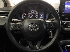 Used 2021  Toyota Corolla LE CVT at Ideal Cars Llc near Mesa&comma; AZ