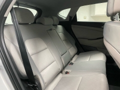 Used 2017  Hyundai Tucson 4d SUV AWD SE at Ideal Cars Llc near Mesa&comma; AZ