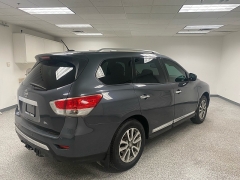 Used 2013 Nissan Pathfinder 4d SUV FWD SL at Ideal Cars Llc near Mesa, AZ