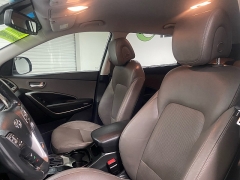 Used 2019  Hyundai Santa Fe XL 4d SUV FWD SE at Ideal Cars Llc near Mesa, AZ