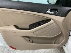 Used 2013  Kia Optima 4d Sedan EX at Ideal Cars Llc near Mesa&comma; AZ