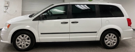 Used 2016  Dodge Grand Caravan 4d Wagon AVP at Ideal Cars Llc near Mesa&comma; AZ