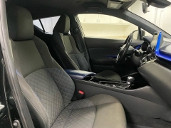 Used 2020  Toyota C-HR 4d SUV LE at Ideal Cars Llc near Mesa&comma; AZ