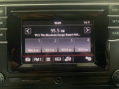 Used 2018  Volkswagen Tiguan Limited 4d SUV 4Motion at Ideal Cars Llc near Mesa&comma; AZ