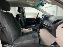 Used 2012  Chrysler Town & Country 4d Wagon Touring at Ideal Cars Llc near Mesa&comma; AZ