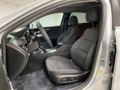 Used 2021  Chevrolet Malibu 4dr Sdn LT at Ideal Cars Llc near Mesa&comma; AZ