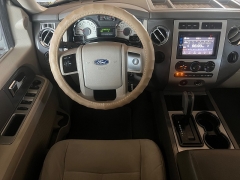 Used 2007  Ford Expedition 4d SUV 2WD XLT at Ideal Cars Llc near Mesa, AZ