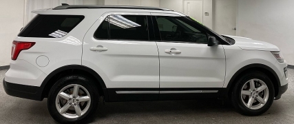 Used 2018  Ford Explorer 4d SUV FWD XLT at Ideal Cars Llc near Mesa&comma; AZ