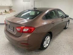 Used 2019  Chevrolet Cruze 4d Sedan LS at Ideal Cars Llc near Mesa&comma; AZ