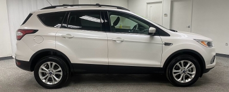 Used 2018  Ford Escape 4d SUV 4WD SE at Ideal Cars Llc near Mesa&comma; AZ