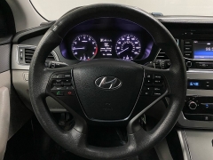 Used 2015  Hyundai Sonata 4d Sedan SE at Ideal Cars Llc near Mesa&comma; AZ