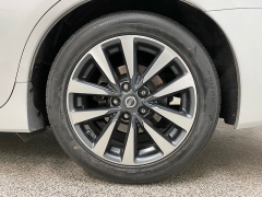 Used 2017  Nissan Altima 4d Sedan 2&period;5L SL &lpar;2017&period;5&rpar; at Ideal Cars Llc near Mesa&comma; AZ