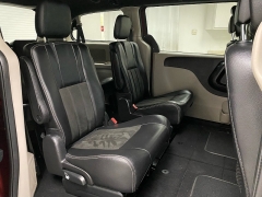 Used 2019  Dodge Grand Caravan 4d Wagon SXT at Ideal Cars Llc near Mesa&comma; AZ