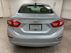 Used 2017  Chevrolet Cruze 4d Sedan LS Auto at Ideal Cars Llc near Mesa&comma; AZ